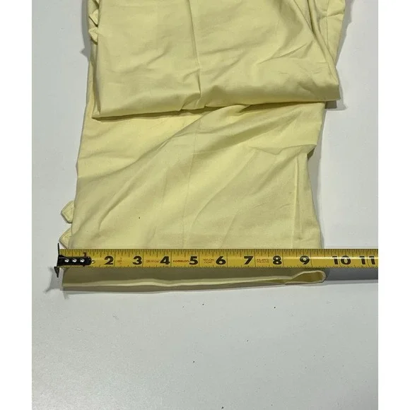 Dressbarn Woman's Capri Pants Yellow Size 12 - Picture 10 of 10